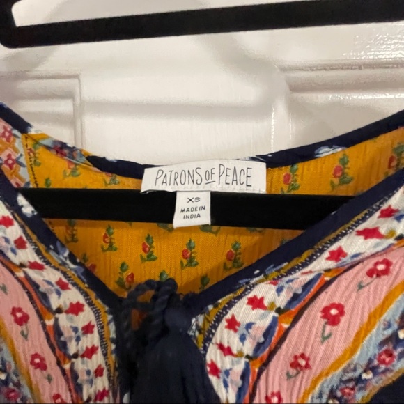 Patrons of Peace Floral Top - Picture 4 of 5